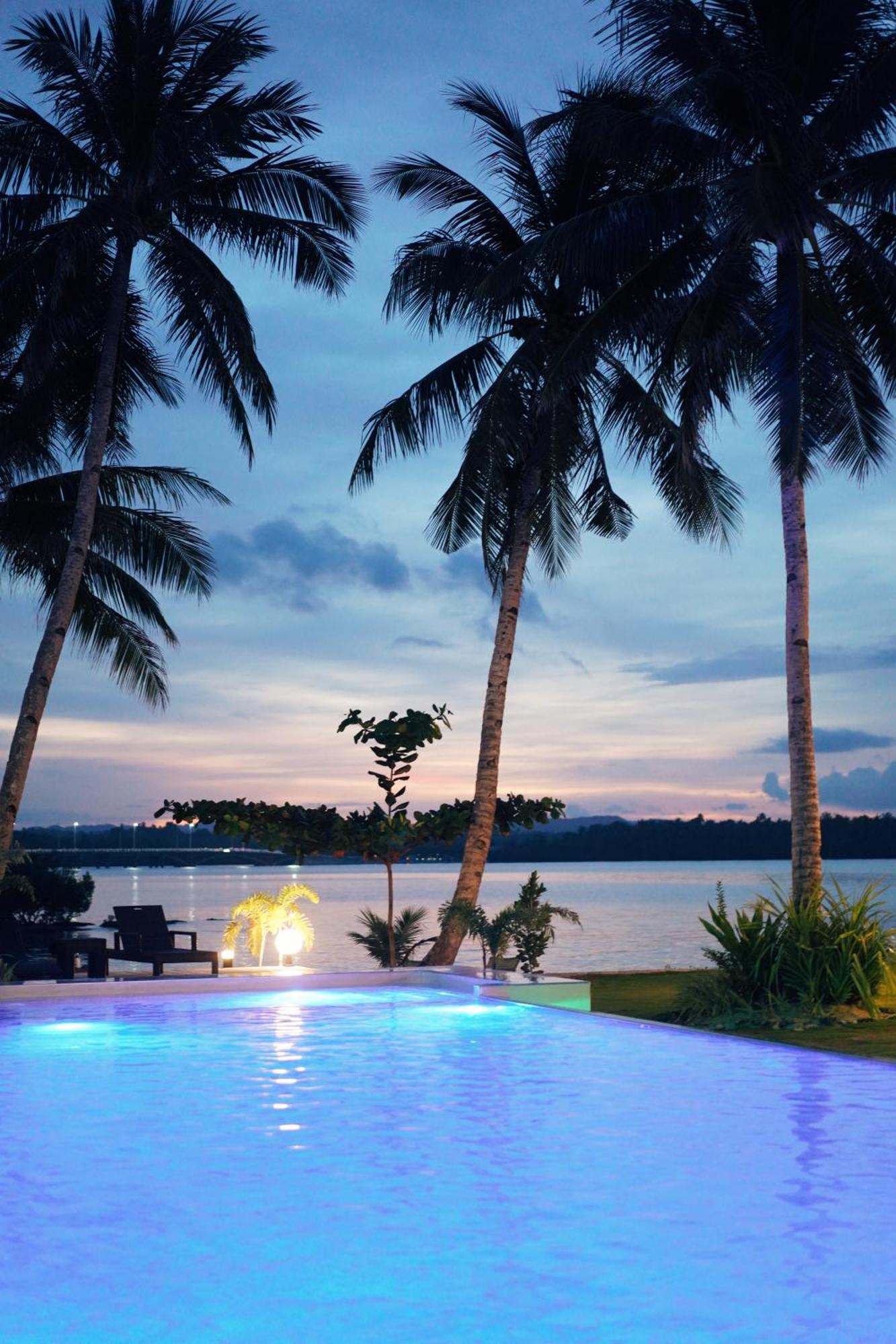Ocean 101 Beach Resort General Luna  Eksteriør bilde