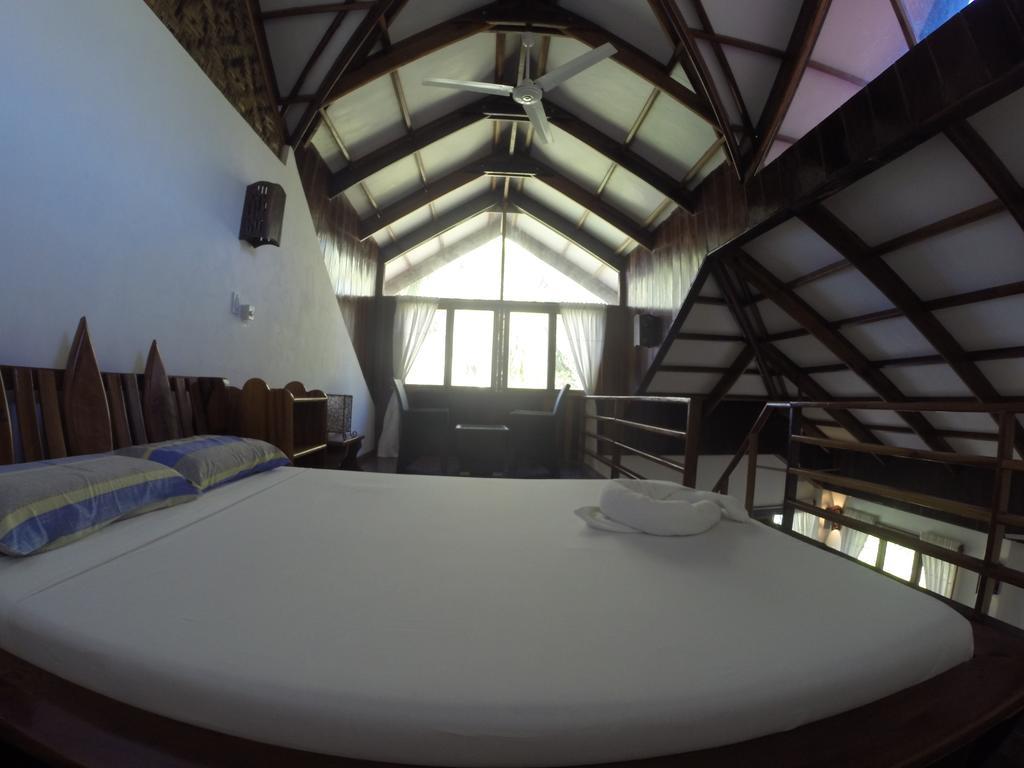 Ocean 101 Beach Resort General Luna  Rom bilde